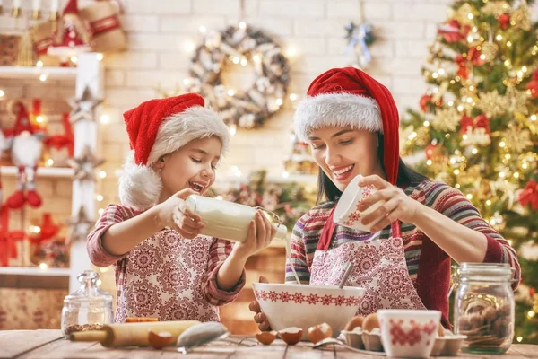 Cucinare biscotti di Natale — Foto Stock