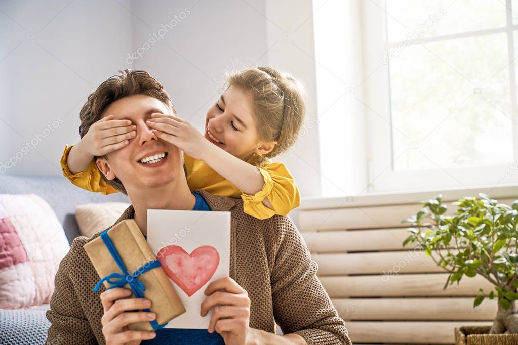 daughter congratulating dad