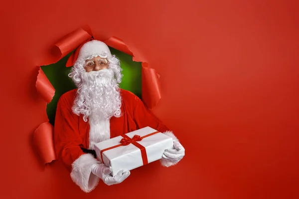 Santa Claus na tle koloru. — Zdjęcie stockowe