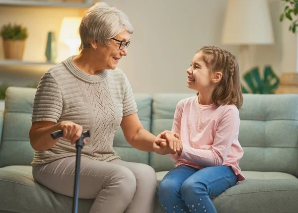 Girl and her grandmother — Stock Photo, Image