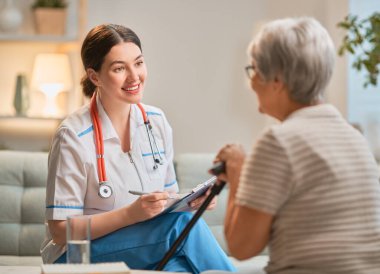 Mutlu hasta ve bakıcı