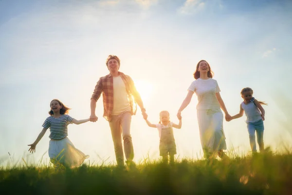 Happy Family Summer Walk Mother Father Daughters Walking Park Enjoying — Stock Photo, Image