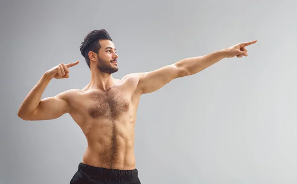 Conceptos Estilo Vida Saludable Deporte Hombre Está Haciendo Ejercicio —  Fotos de Stock