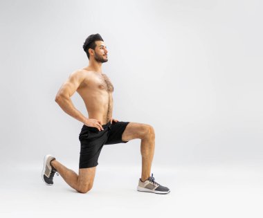 Sağlıklı yaşam tarzı ve spor kavramları. İnsanoğlu egzersiz yapıyor..