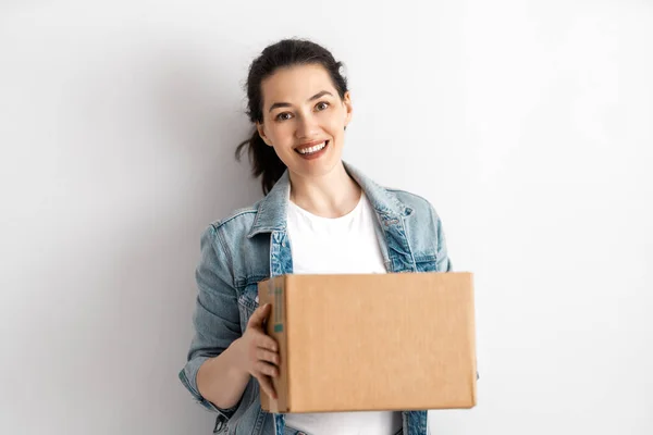 Happy Woman Cardboard Box Online Shopping Quarantine — Stock Photo, Image