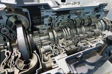 Parlak metal dişli genel görünümü