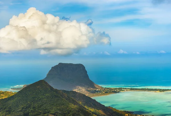 Uitzicht vanuit het gezichtspunt. Mauritius. — Stockfoto