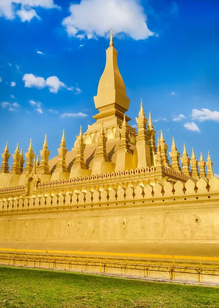 Вид на Pha That temple. Вьентьян — стоковое фото