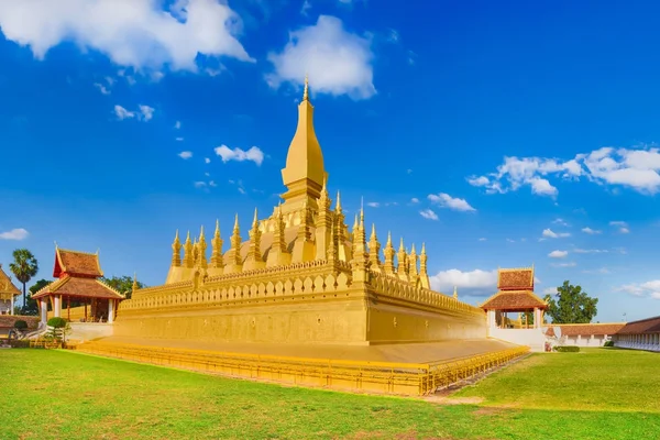 Widok z Pha tej świątyni. Vientiane, Laos. Panoramy — Zdjęcie stockowe