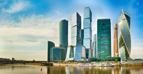De skyline van de stad van Moskou. Panorama — Stockfoto