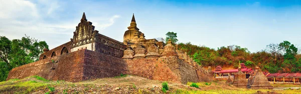 缅甸Mrauk的Shai-thaung寺。高分辨率全景 — 图库照片