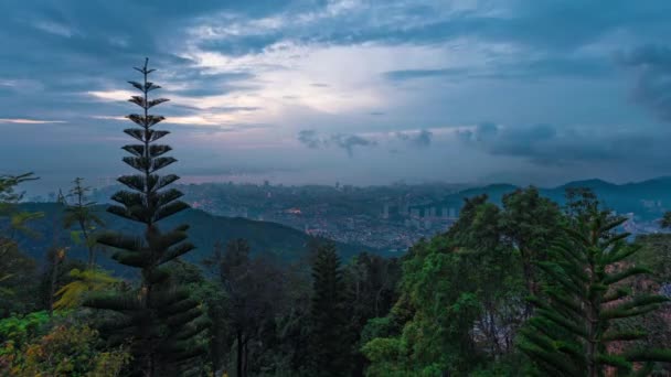 Hermosa Vista George Town Desde Penang Hill Amanecer Cronograma — Vídeos de Stock