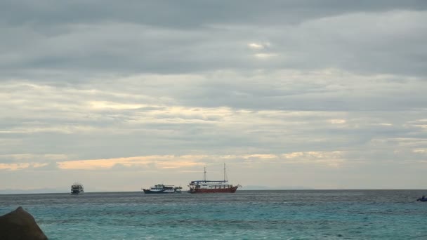 Sabah okyanus manzara — Stok video