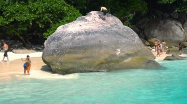 Similan adanın turizm