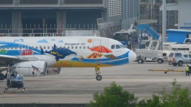 Uçak Airbus 320 gidiş daha önce Taksilemek