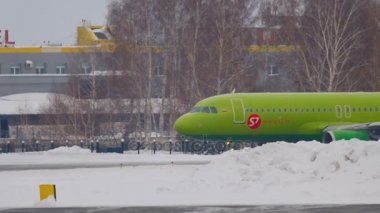 Airbus 320 Taksilemek