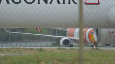 Uçak Taksilemek closeup