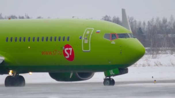 Boeing 737 pojíždění — Stock video