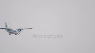 Turboprop Atr-72 yaklaşıyor