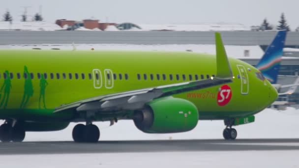 Boeing 737 felgyorsítása — Stock videók