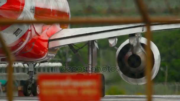 Engine and gears of airplane close up — Stock Video