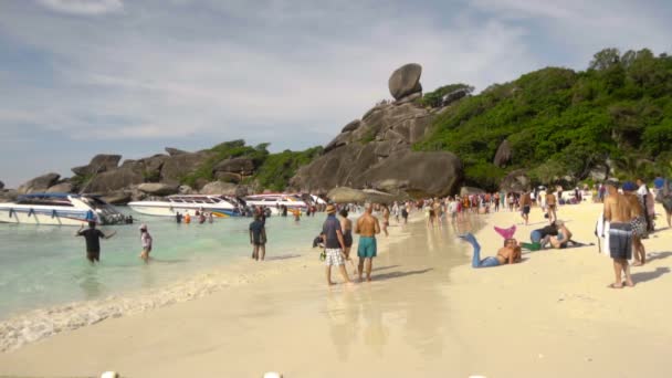 Parque Nacional Similan isla de playa tropical en Tailandia — Vídeos de Stock
