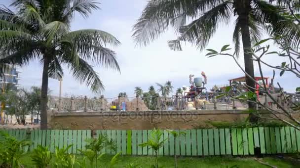 Аквапарк в отеле, Пхукет Таиланд — стоковое видео
