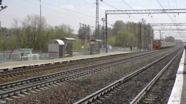 Gelen banliyö tren