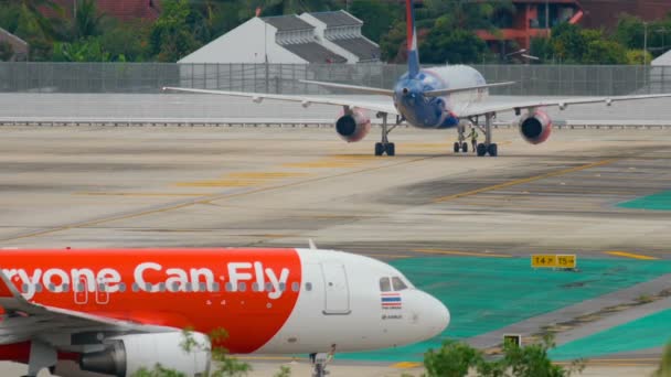 AirAsia Airbus 320 rodaje — Vídeos de Stock