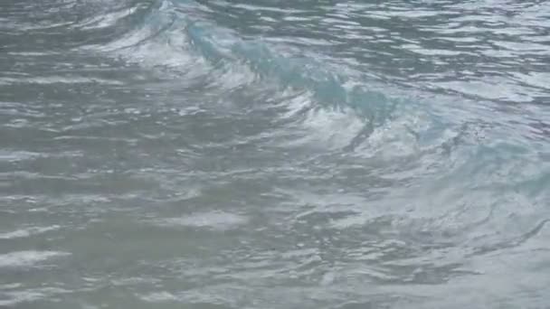 Бирюзовая волна, замедленная съемка — стоковое видео