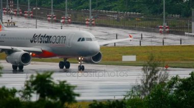 Airbus 320 Jetstar Taksilemek