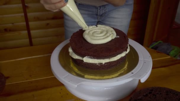 家庭でのケーキを調理 — ストック動画