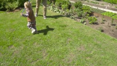 Sabun köpüğü kız yakalar