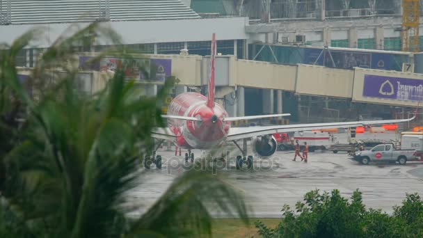 Avion circulant après l'atterrissage — Video