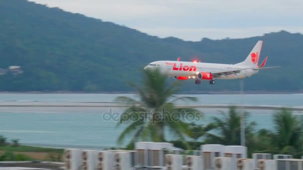 Boeing 737 zbliża się — Wideo stockowe