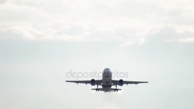 Uçak airbus 320 kalkış
