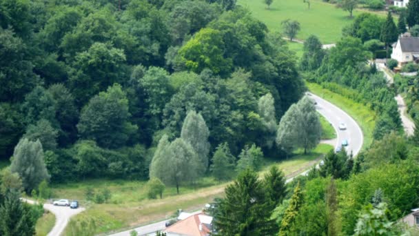 Vue aérienne route de banlieue 