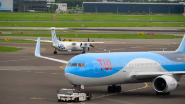 Uçak gidiş daha önce çekme