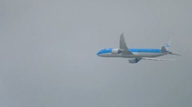 KLM Dreamliner kalkış