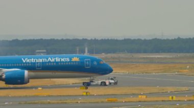 Boeing 787 hizmetten çekme
