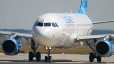 Kalkıştan önce uçak