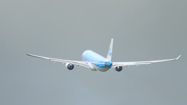 KLM Dreamliner salida — Vídeo de stock