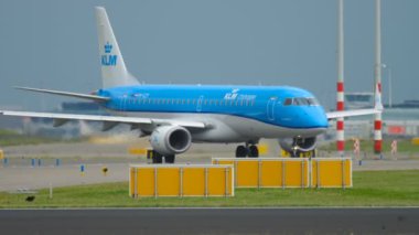 KLM Cityhop Embraer 190 taksifikasyon
