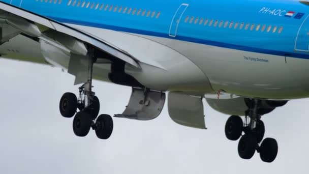 KLM Airbus 330 salida — Vídeos de Stock