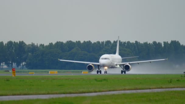 Vueling-Airbus 320 gestartet — Stockvideo