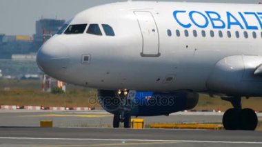 Kalkıştan önce uçak