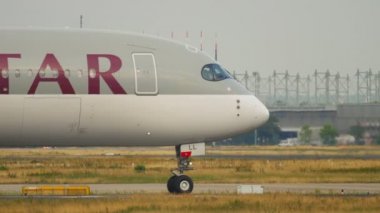 Airbus 350 gidiş daha önce Taksilemek