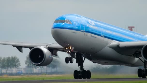 KLM Airbus 330 partenza — Video Stock