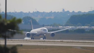 Pist 07 l açılış Dreamliner