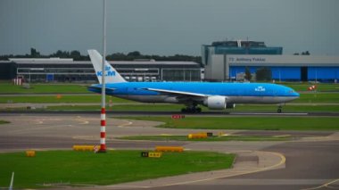 KLM Boeing 777 hızlandırmak gidiş daha önce
